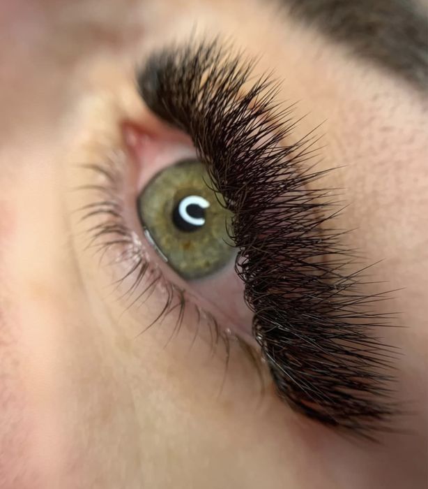 Kurs szkolenie rzęsy przedłużanie zagęszczanie rzęs bądź stylistka