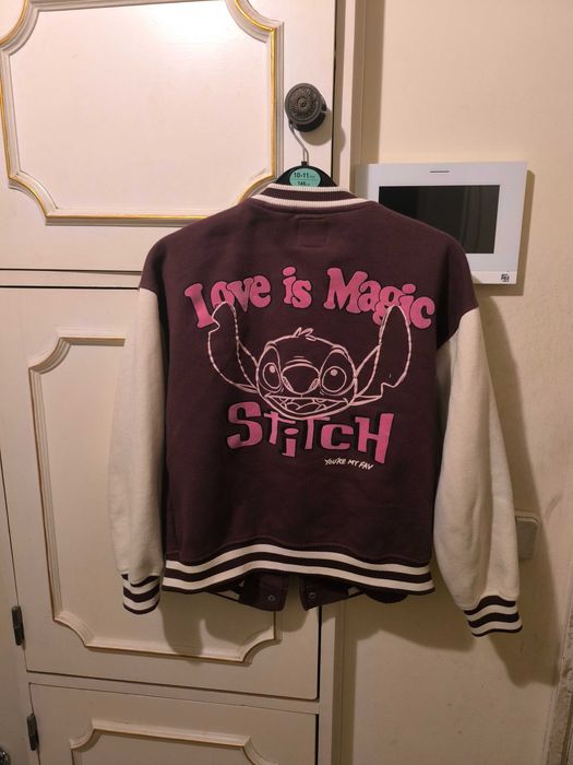 Casaco bomber Stitch da Disney de lã marca Zara tamanho 11-12 anos