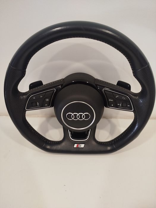 Volante Flat Audi A3 S3 8V