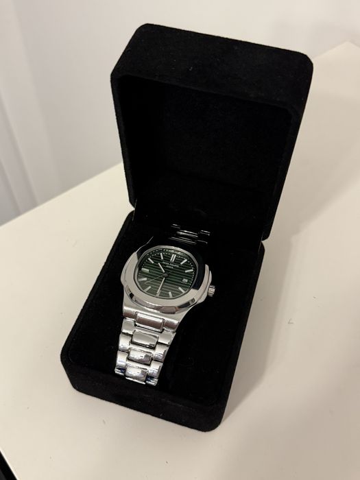 Srebny zegarek męski