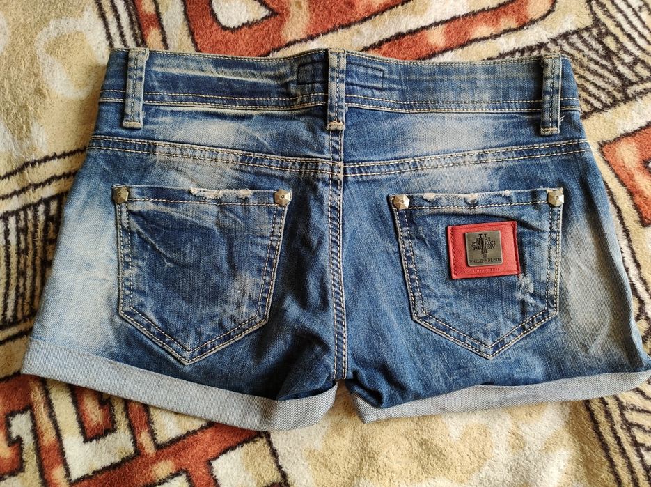 Джинсовые шорты мини