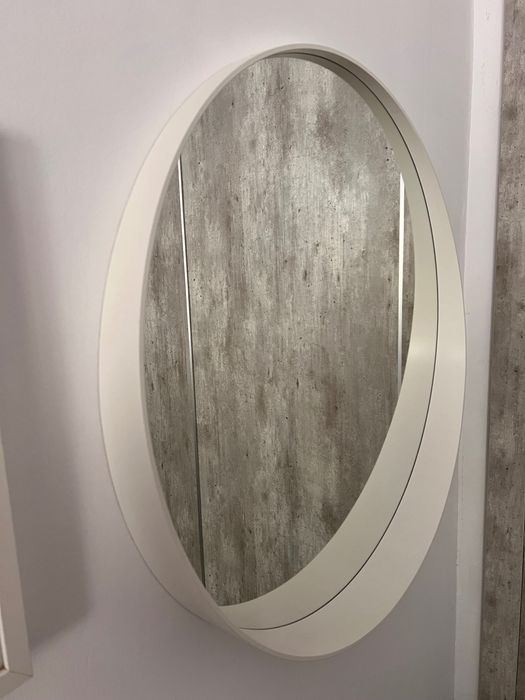 Dois Espelhos Grandes – Redondo 80 cm + IKEA 75 × 165 cm