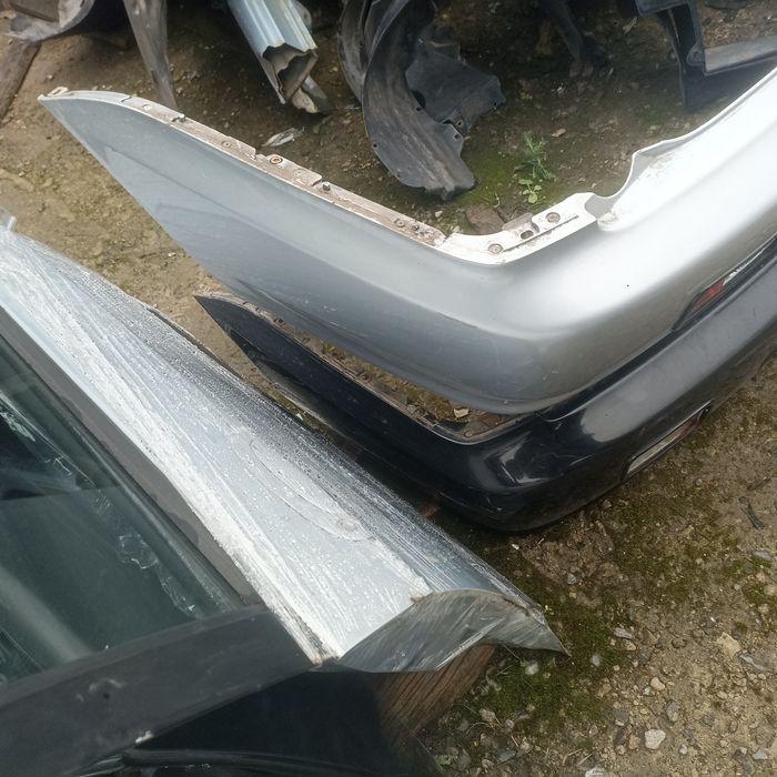 Мітсубісі ланцер 9  універсал задній  бампер