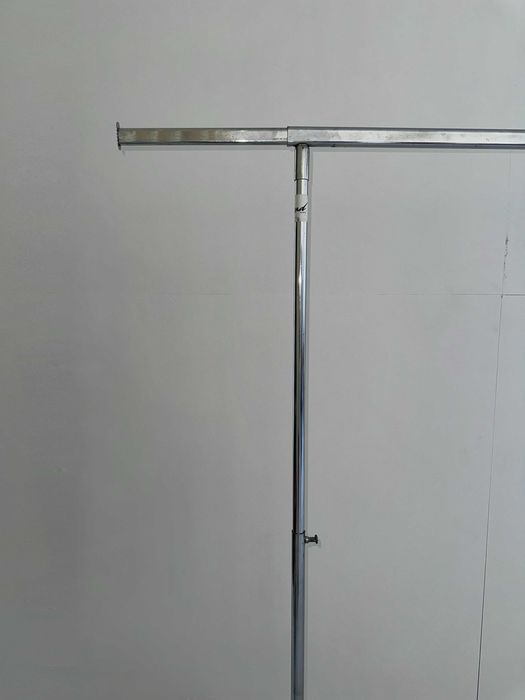 Charriot de Roupa bom estado