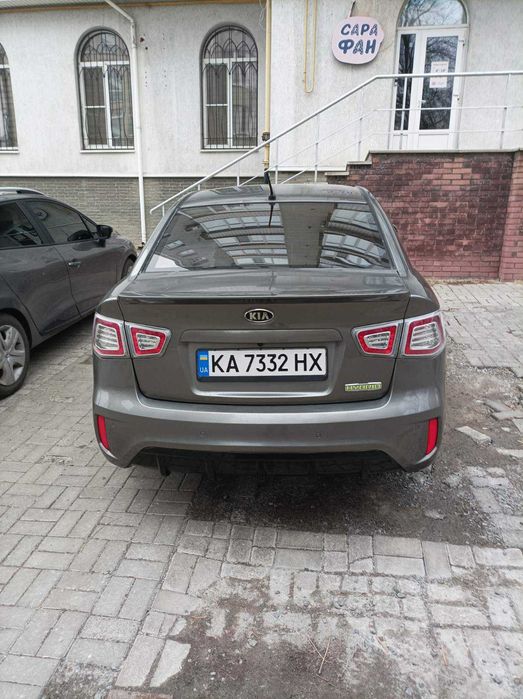 KIA cerato 2010