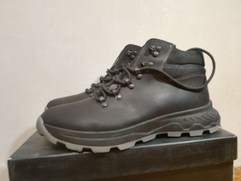 Чоловіче зимове взуття, 43 розміру