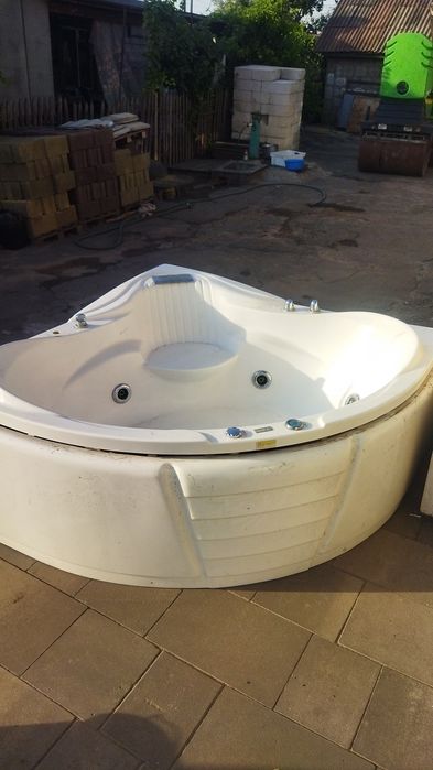 Джакузі у гарному стані