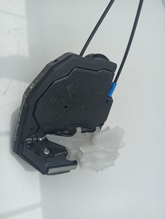 Fechadura / fecho porta trás direito TOYOTA C-HR (_X1_)