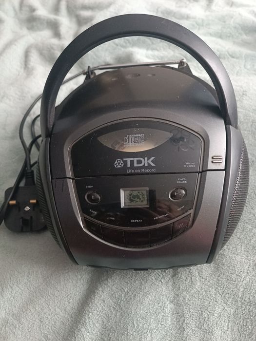 портативные аудиосистемы (бумбокс) .