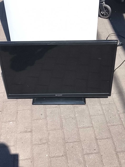 Telewizor Sharp 32 cale - sprawny brak pilota / Polecam