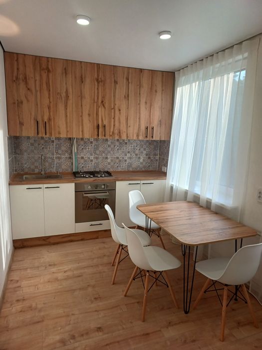 Продаж 2х.кімн.кв.Центр Сталінка 37000$