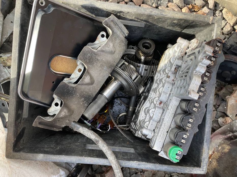 в розборі коробка бмв е38,39,53  ZF 5HP24