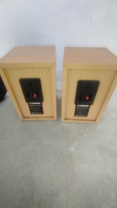 Colunas hi-fi Acoustic Solutions AV-20MK2