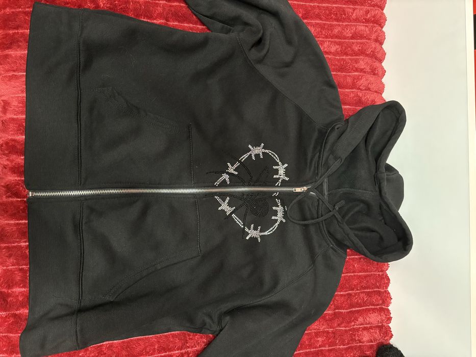 Bluza z diamencikami