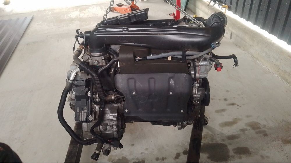 Двигун Jeep Renegade Compass Cherokee KL 2.4 68184239AA