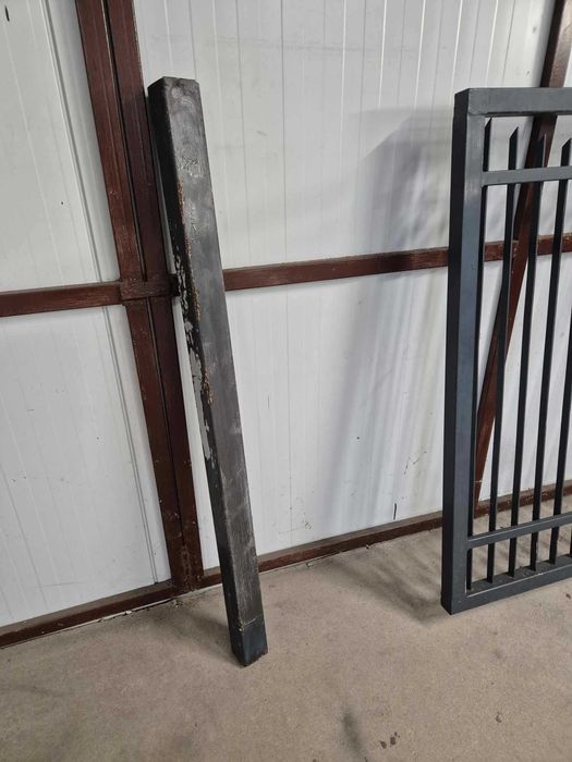 Brama zewnętrzna - stalowa na rolkach