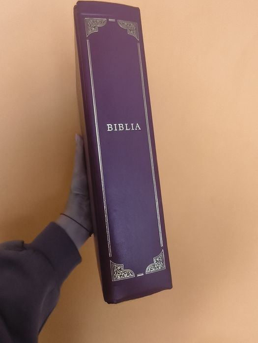 Nowa biblia pismo święte