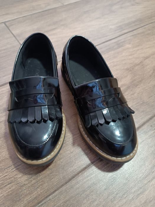 Кросівки шкіряні/кеди/туфлі/ взуття для дівчинки весна