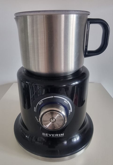Indukcyjny spieniacz do mleka marki SEVERIN (model SM 9688)