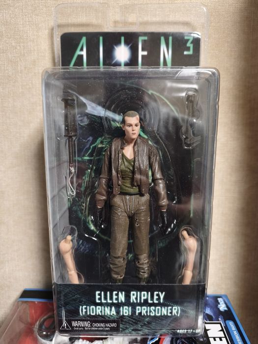 Фігурки Neca, Alien, Predator.