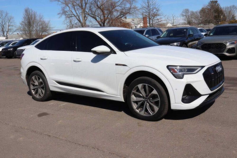 Audi e-tron quattro Prestige Sportback      2021