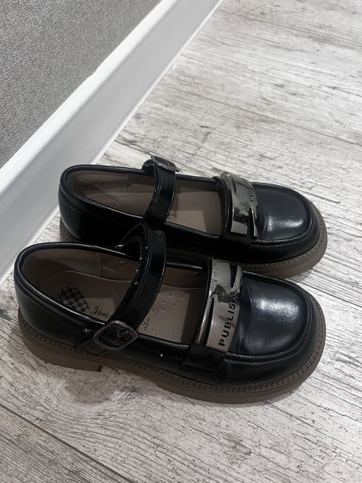 Туфли на девочкку  21 см