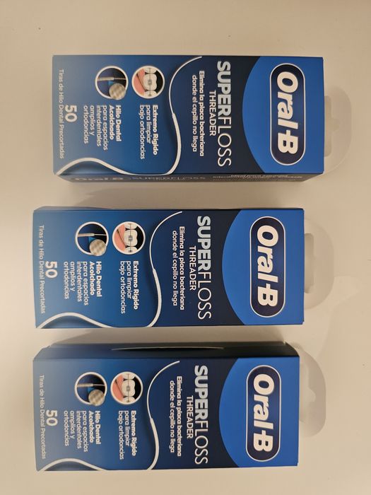 ORAL B SUPER FLOSS novos