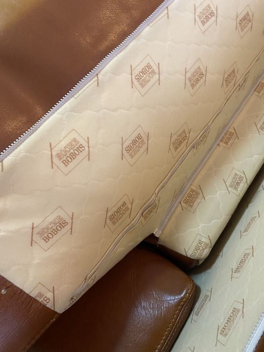 Lindo sofá em pele da Roche Bobois