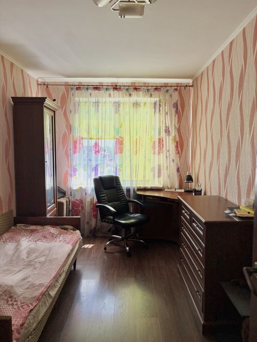 Продаж 3-кімнатної квартири