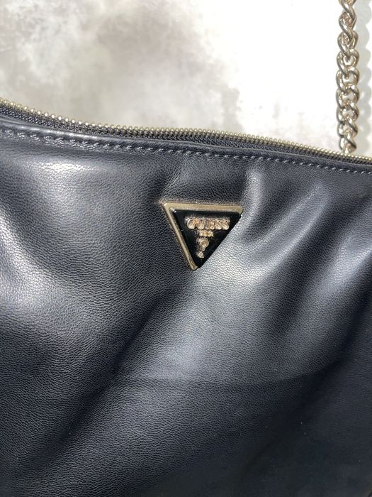 Сумка Guess в ідеальному стані