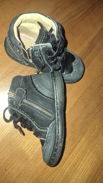 Чоботи джеокс для дівчинки.