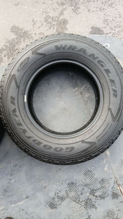 255/60/20 goodyear wrangler all terrain
