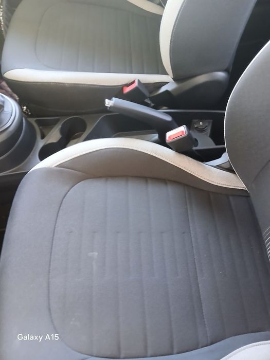 Hyundai i10 automático