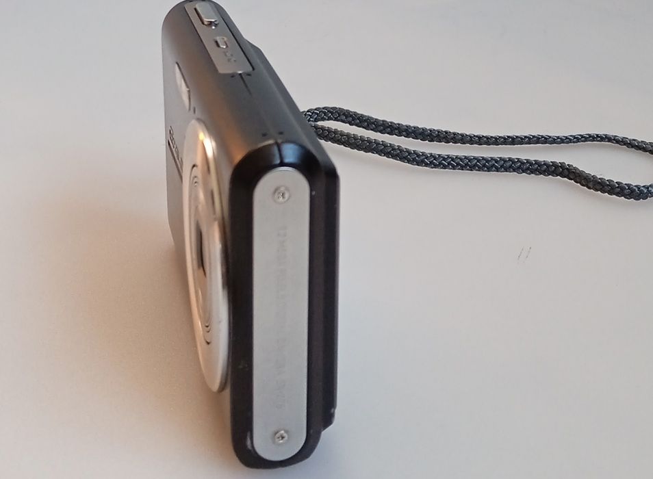 Casio Exelim EX-Z75