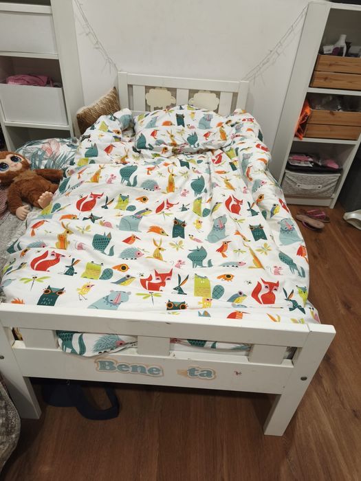 Cama c/colchao ikea