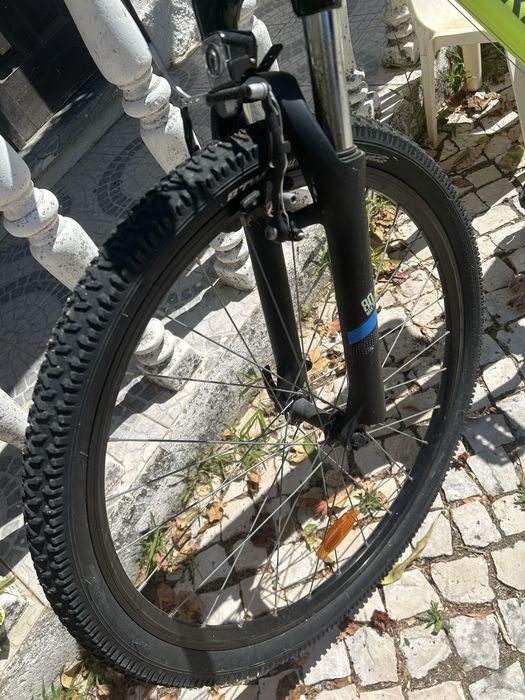 Bicicleta  decatlhon rockrider st 100