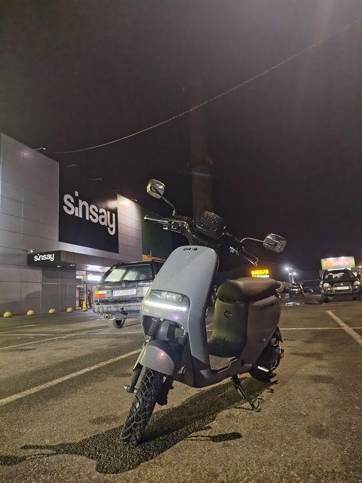 Електро скутер Crosser CR-9