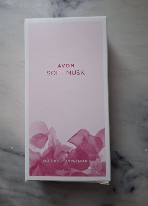 Perfumes e conjuntos