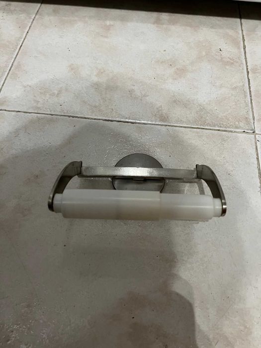 Conjunto Toalheiros para WC + suporte papel