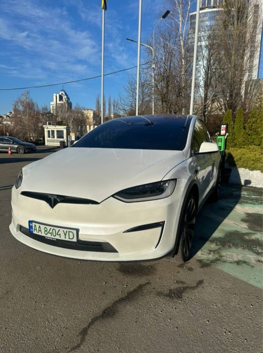 Tesla Model X Plaid