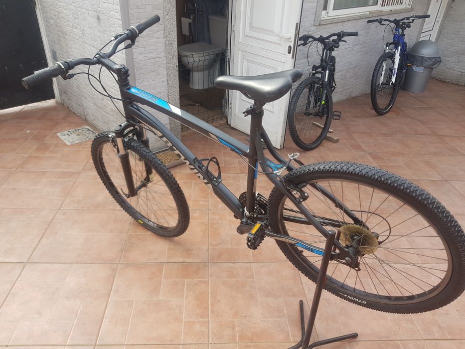 Bicicleta roda 26 rockrider quadro L impecável