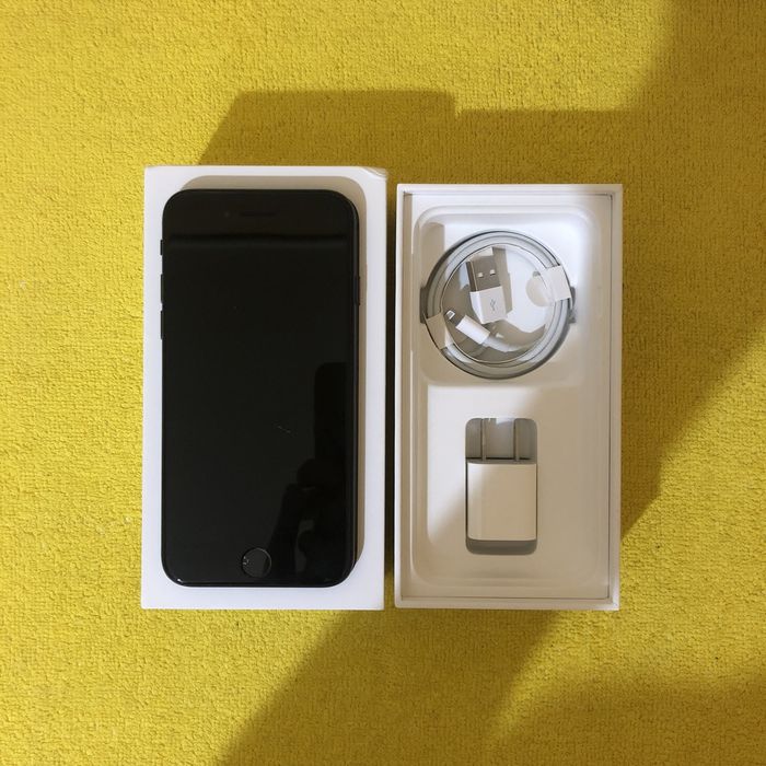 iPhone SE2020, 64Gb., Black, Neverlock, дуже стан, ЧИТ. ОПИС, ТОРГ
