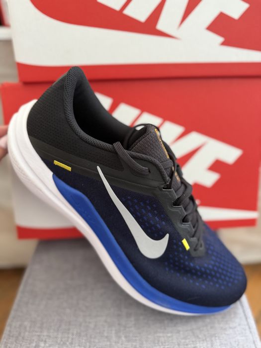 Nike Winflo (10,11)