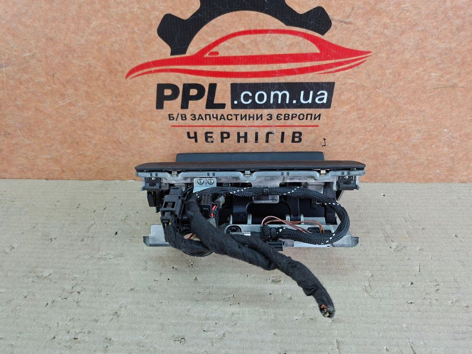 Audi A3 8V 2012-2020 Экран монитор дисплей 8V0857273P