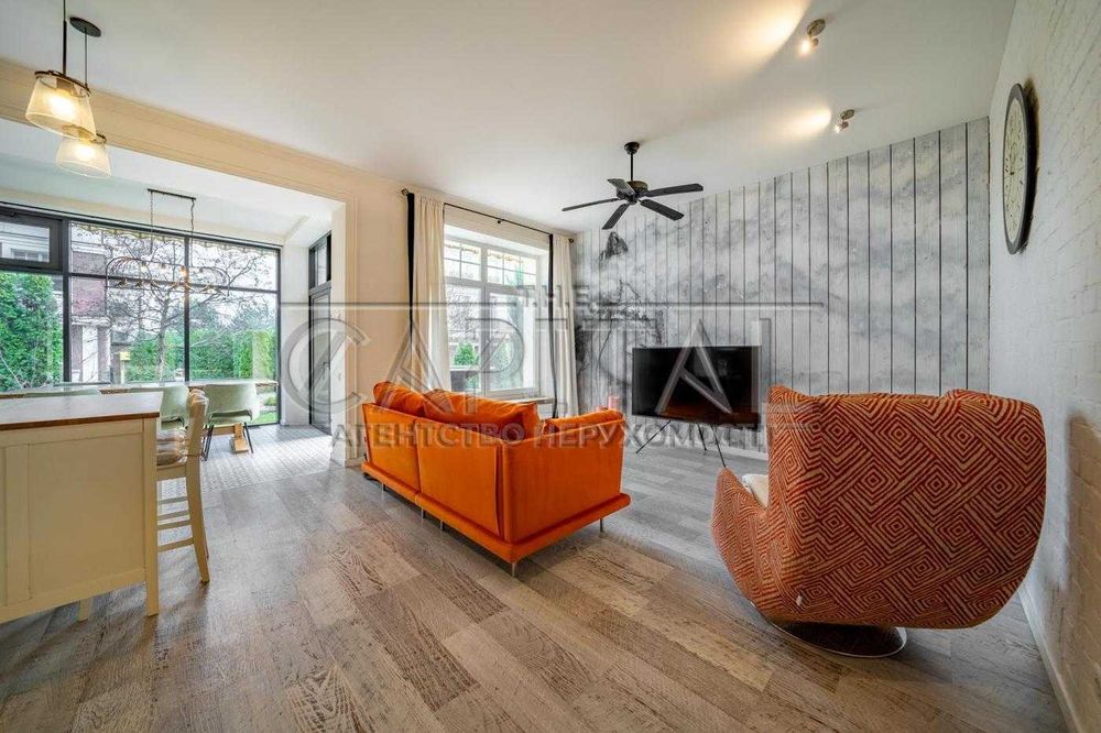 Таунхаус з терасою/газ/на березі річки/КМ Сонячний Луч, Козин