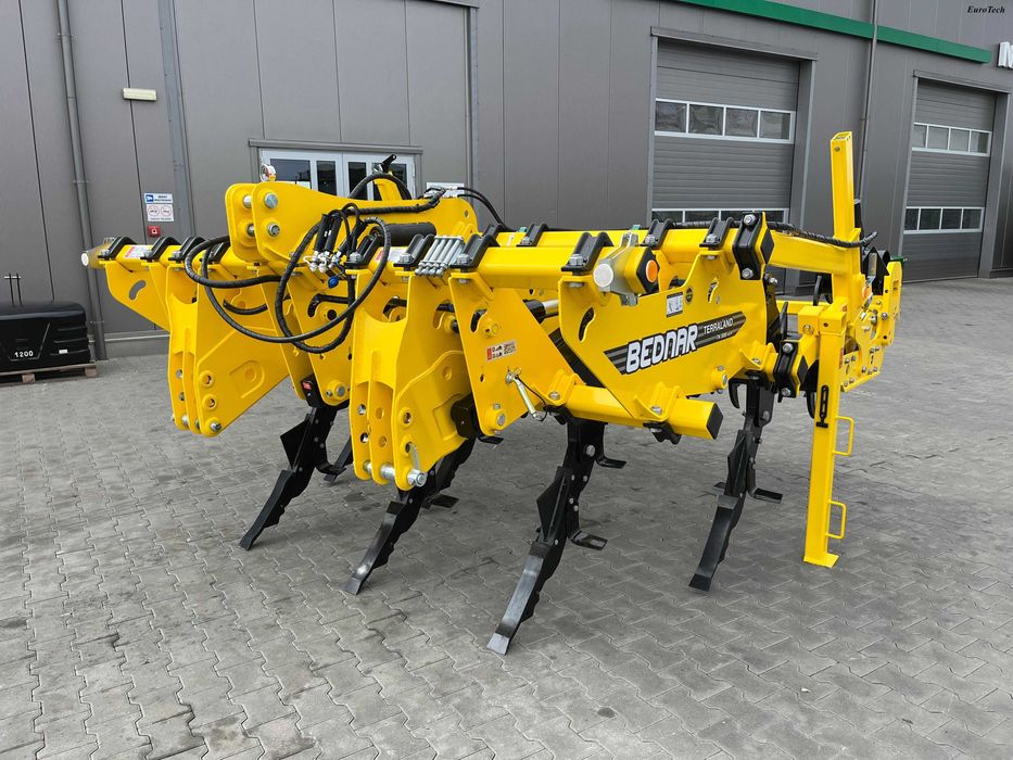Bednar Terraland TN 3000 HD7R, Pług dłutowy