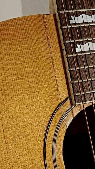 Ibanez Concord 698 (pre-lawsuit клон Gibson J200, 70-ті роки)