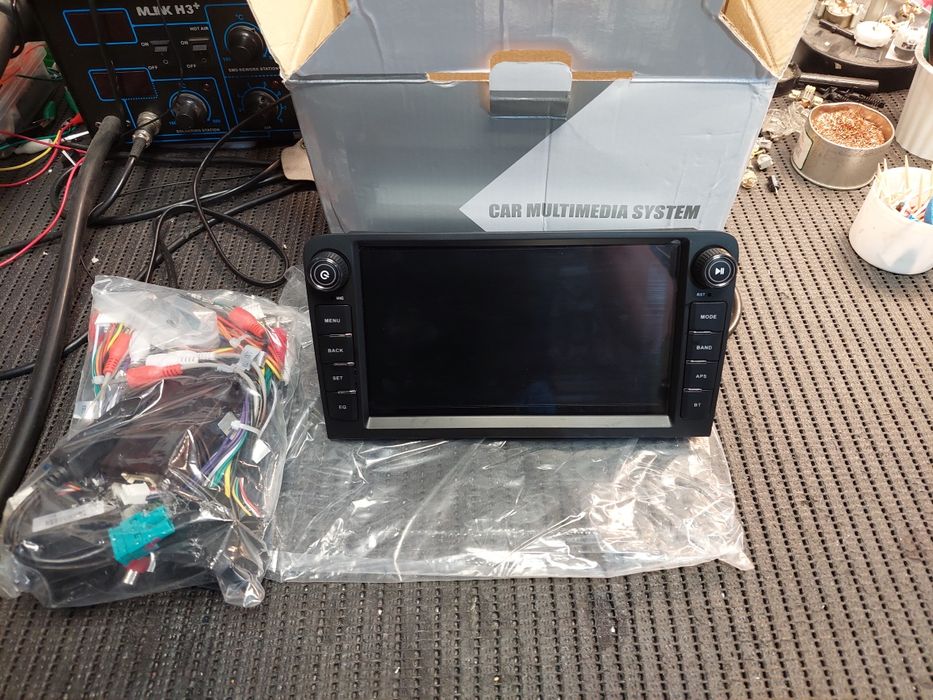 Audi A3 8P  auto radio Android 10 novo