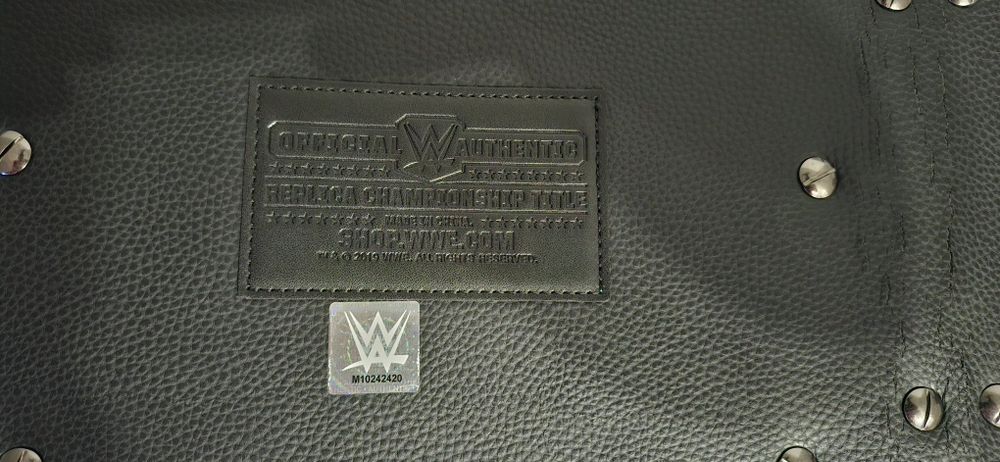 WWE universal championship replica wwe pas