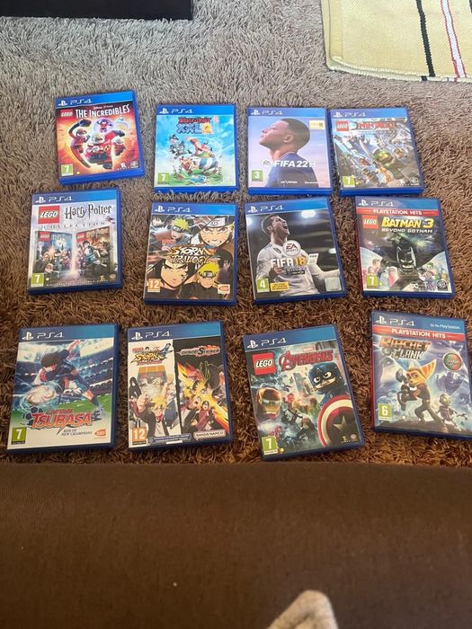 Playstation 4 + 2 comandos  + 12 jogos